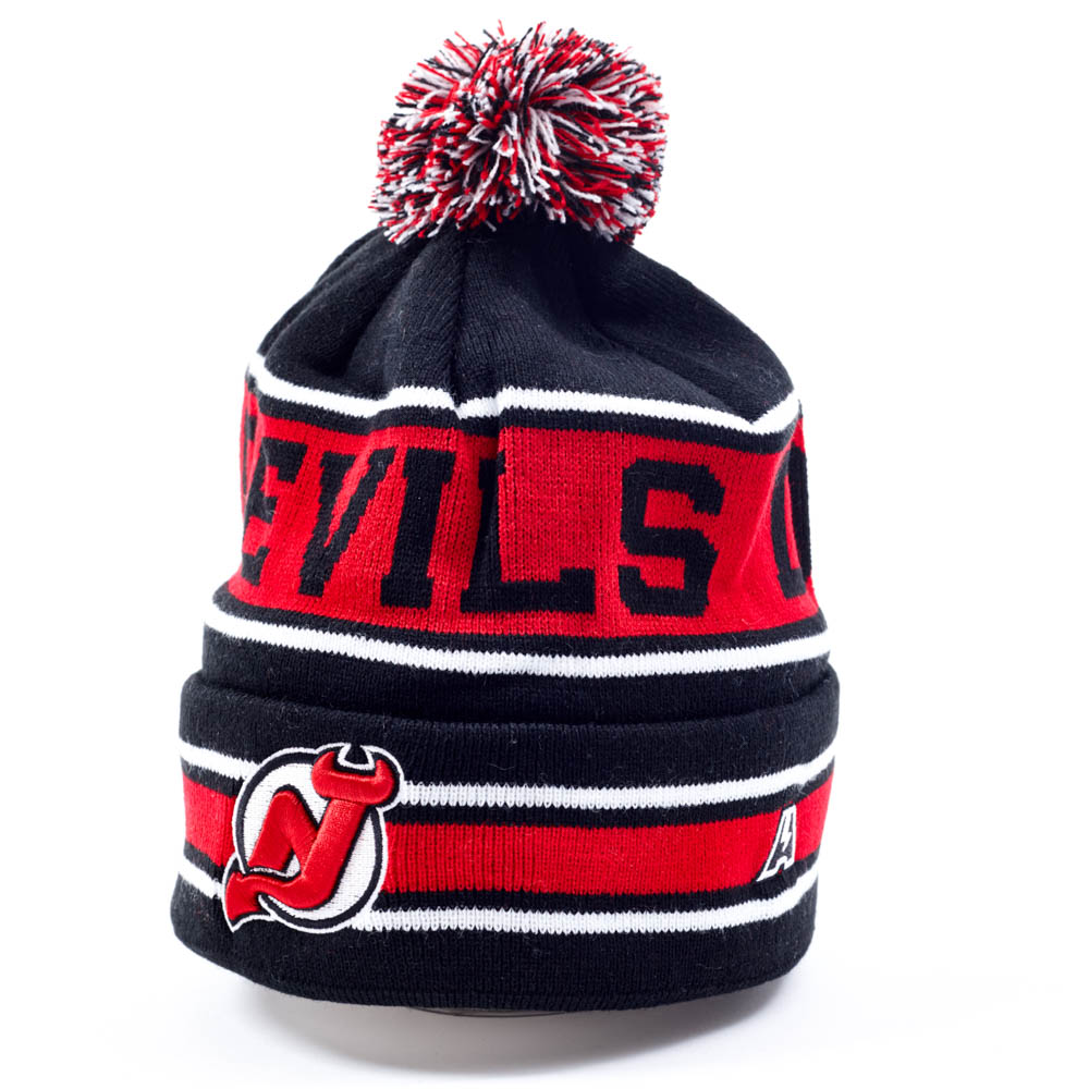 Шапка "NHL New Jersey Devils" с помпоном с вышивкой черно-красная