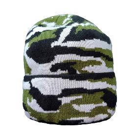 Шапка вязанная с отворотом с флисом зелёная камуфляж