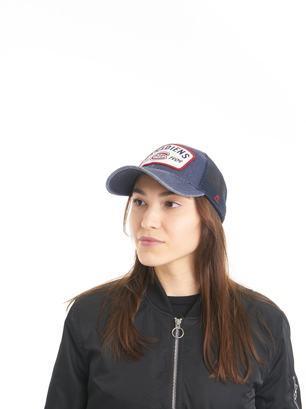 Бейсболка "NHL Montreal Canadiens Hockey Est. 1909" темно-синяя с сеткой 55-58
