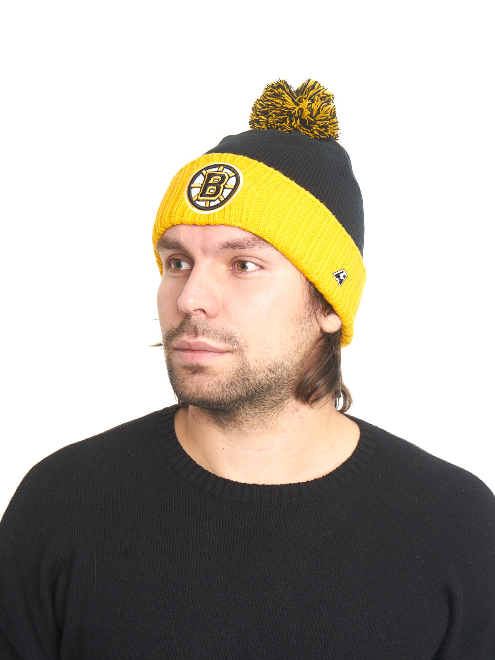 Шапка "NHL Boston Bruins" №88 с помпоном с вышивкой черно-желтая