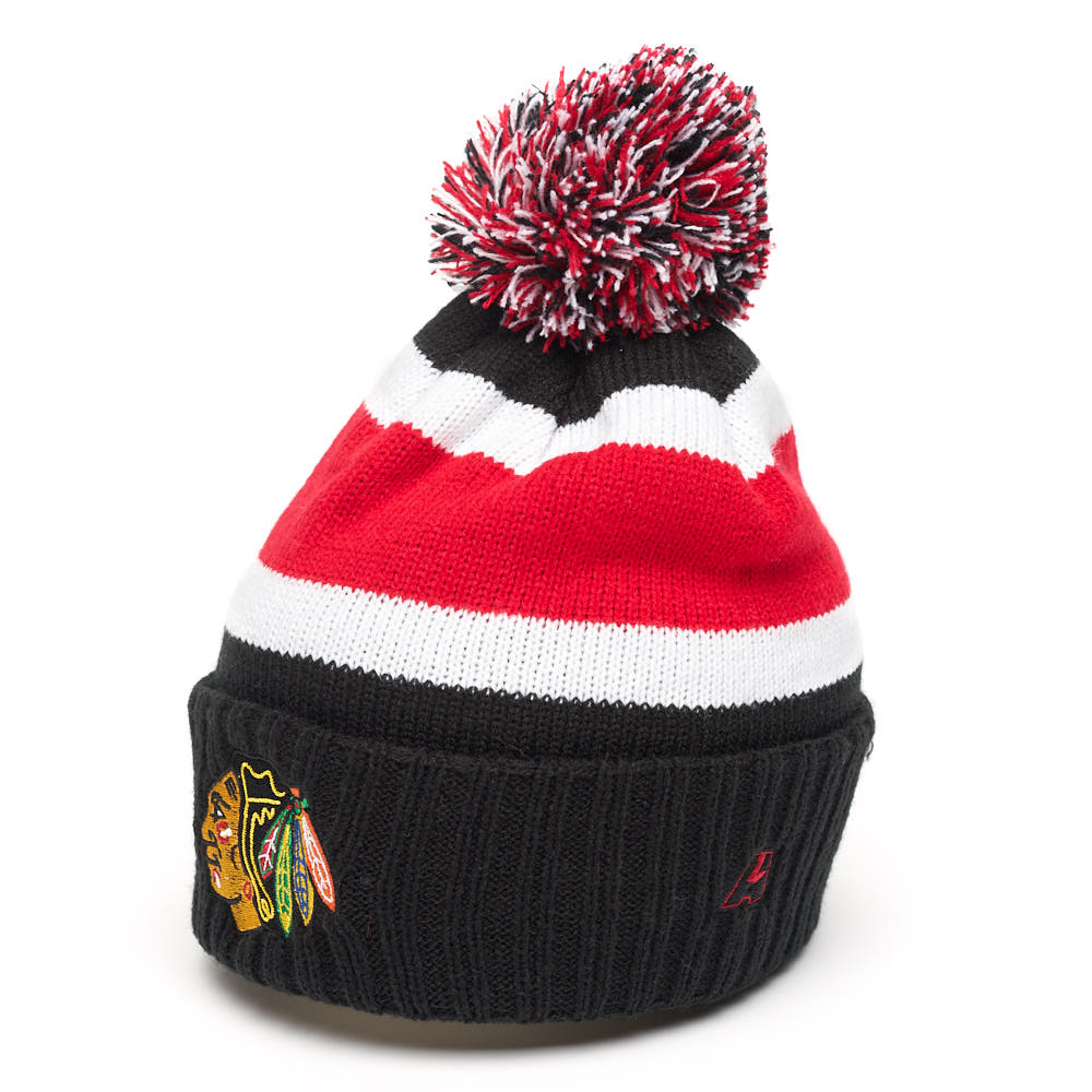 Шапка "NHL Chicago Blackhawks" с помпоном