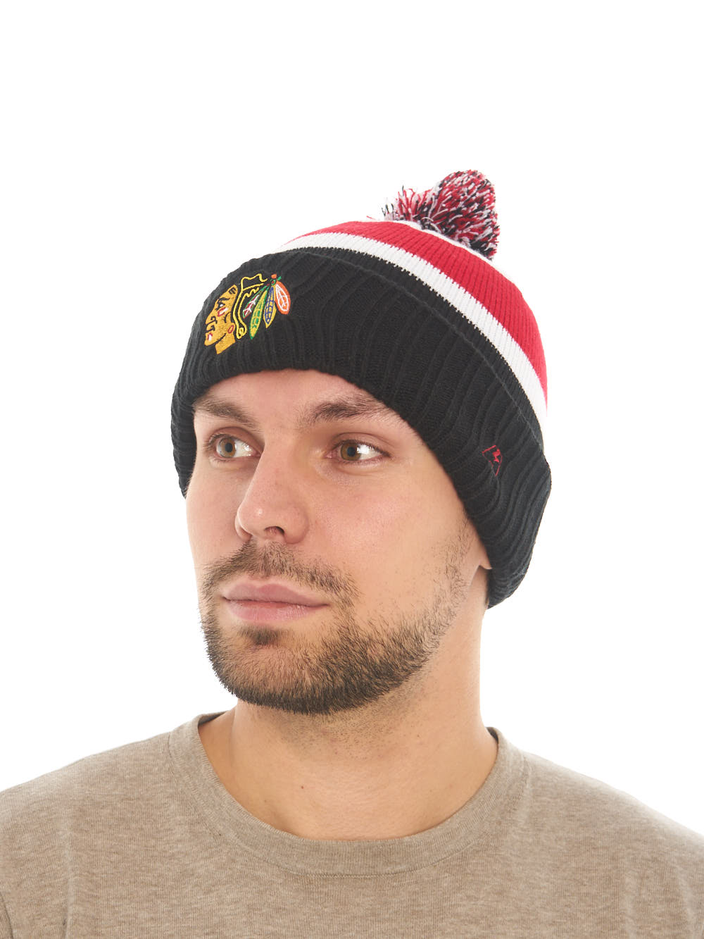 Шапка "NHL Chicago Blackhawks" с помпоном