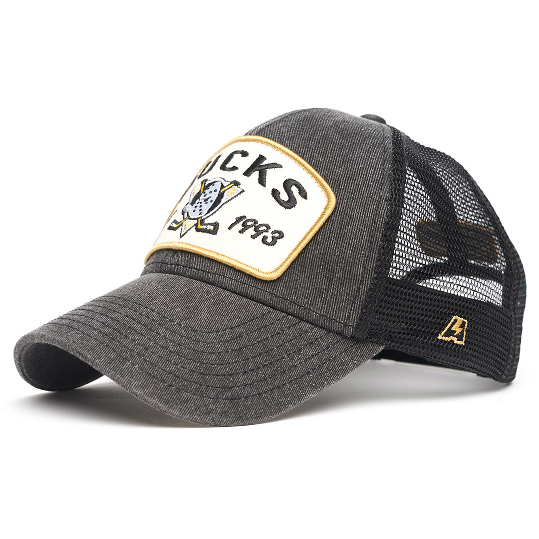 Купить Бейсболка "NHL Anaheim Ducks Est. 1993" черная с сеткой 55-58 в Казахстане — Hockey1.kz