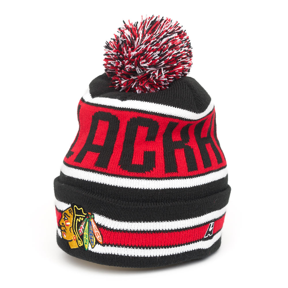Шапка "NHL Chicago Blackhawks" с помпоном