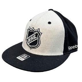 Бейсболка Reebok Snapback NHL S/M