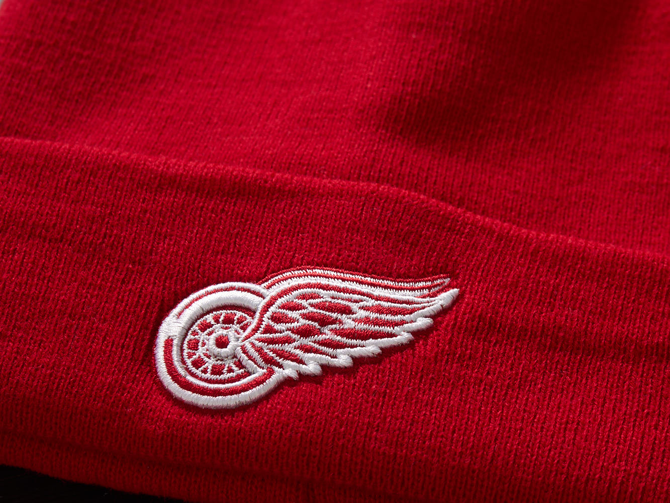 Шапка "NHL Detroit Red Wings" с отворотом