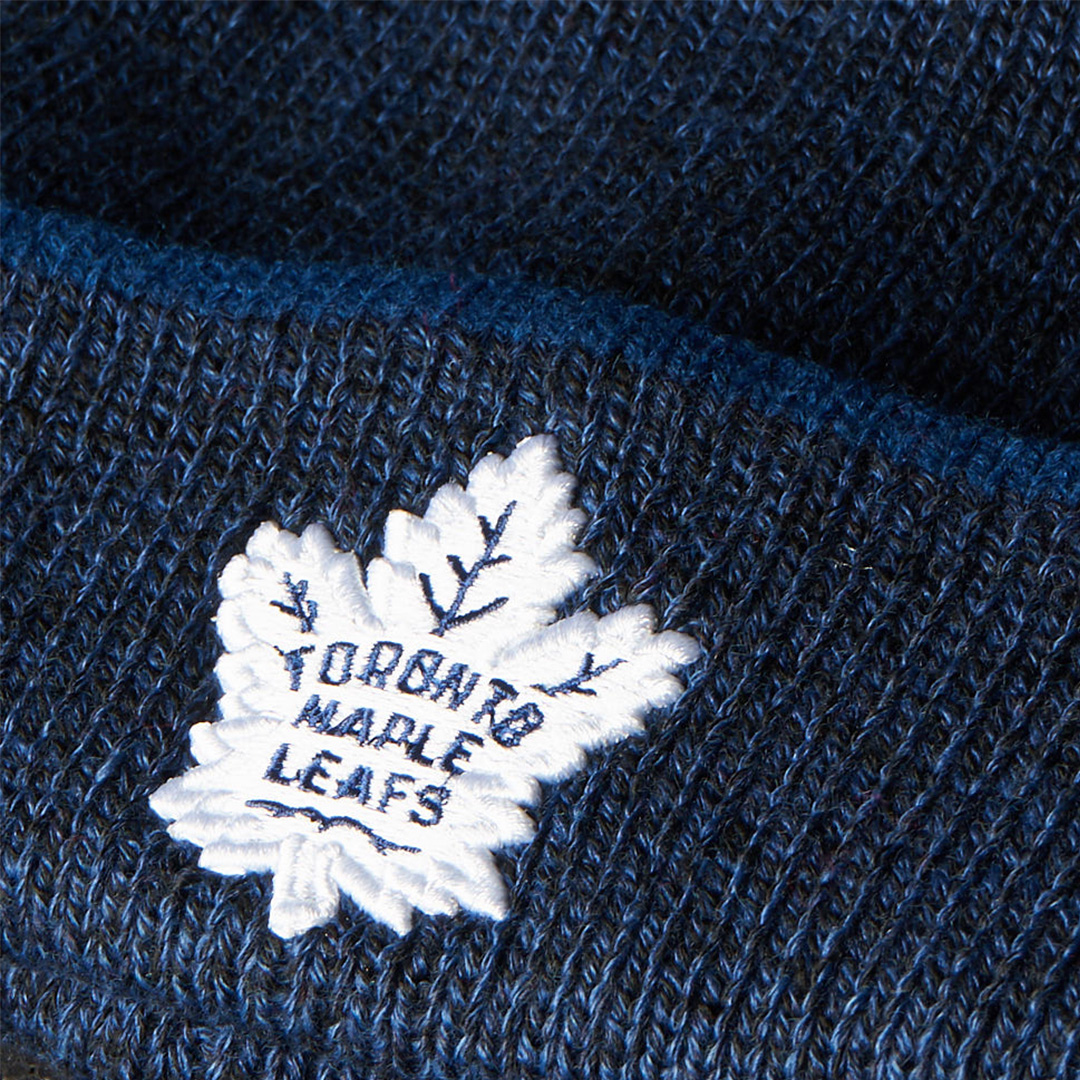 Шапка "NHL Toronto Maple Leafs" с помпоном с вышивкой темно-синяя-меланж