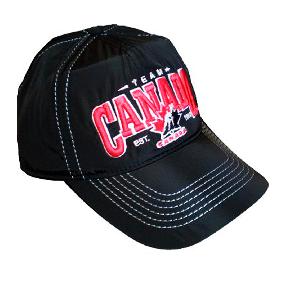 Бейсболка утепленная с вышивкой с символикой "Canada" черная