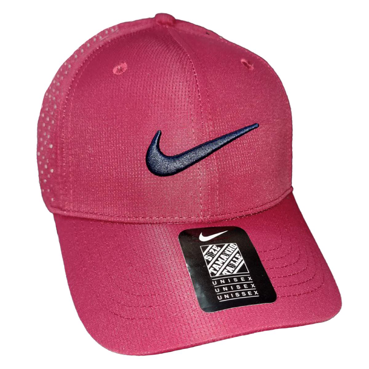 Бейсболка Nike с перфорацией бордовая