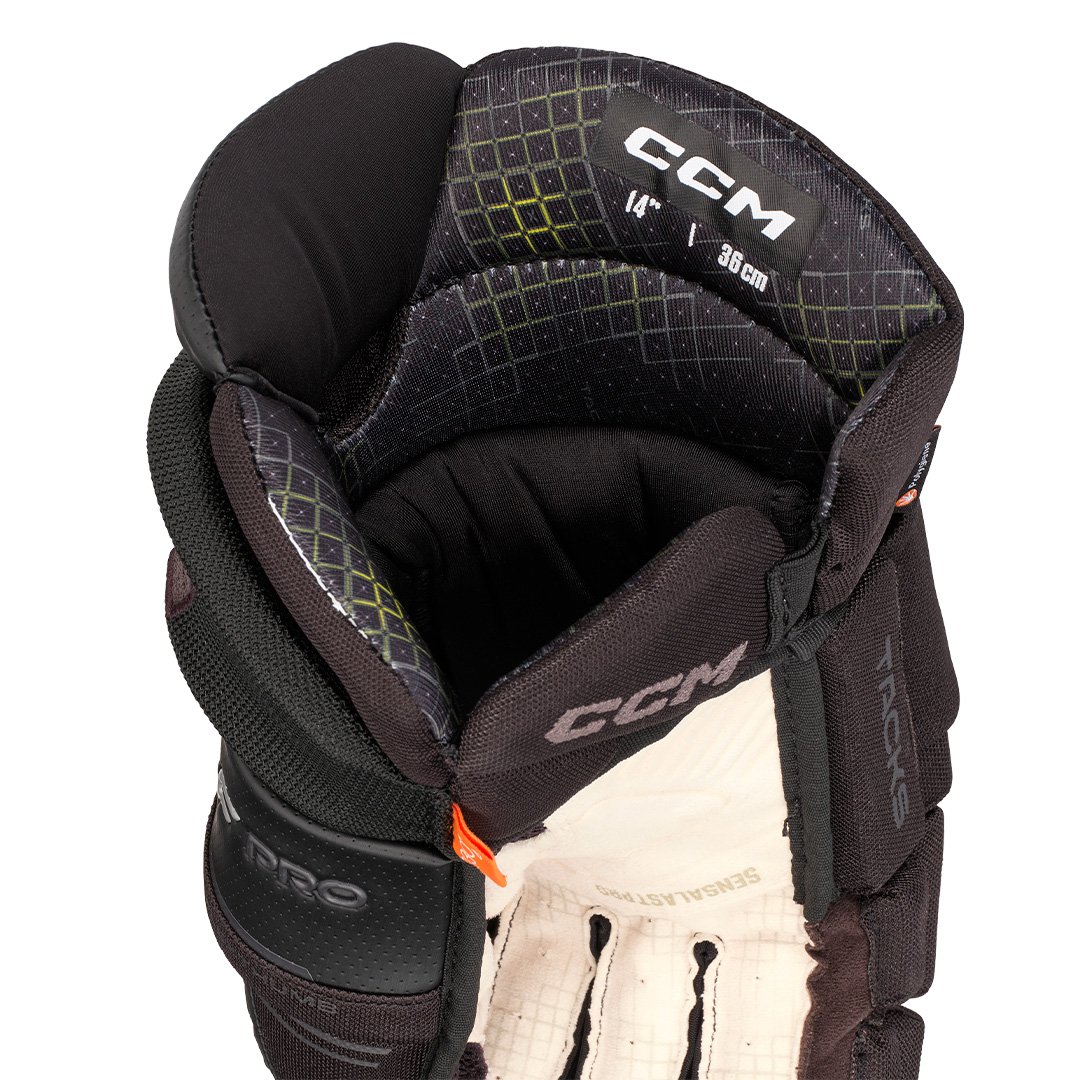 Перчатки CCM Tacks XF Pro юниорские