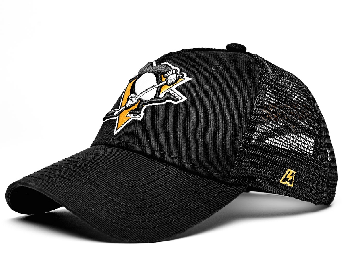 Бейсболка "NHL Pittsburgh Penguins" черная с сеткой