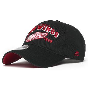 Бейсболка "NHL Detroit Red Wings Est. 1926" черная