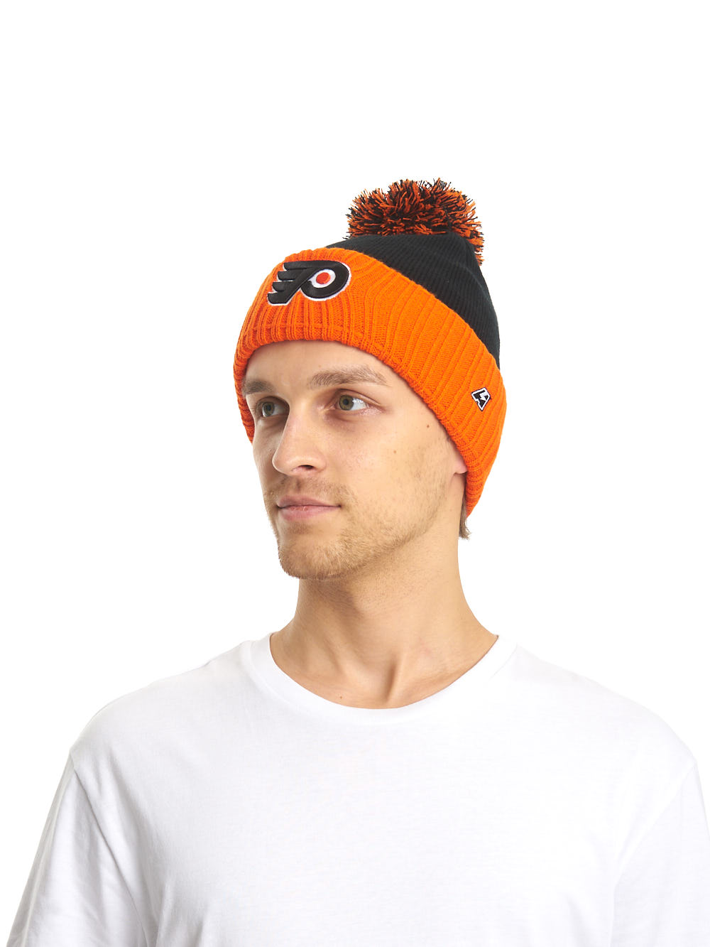 Шапка "NHL Philadelphia Flyers" №28 с помпоном с вышивкой черно-оранжевая
