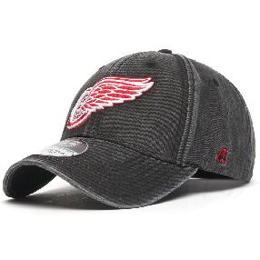 Бейсболка "NHL Detroit Red Wings" черная 55-58