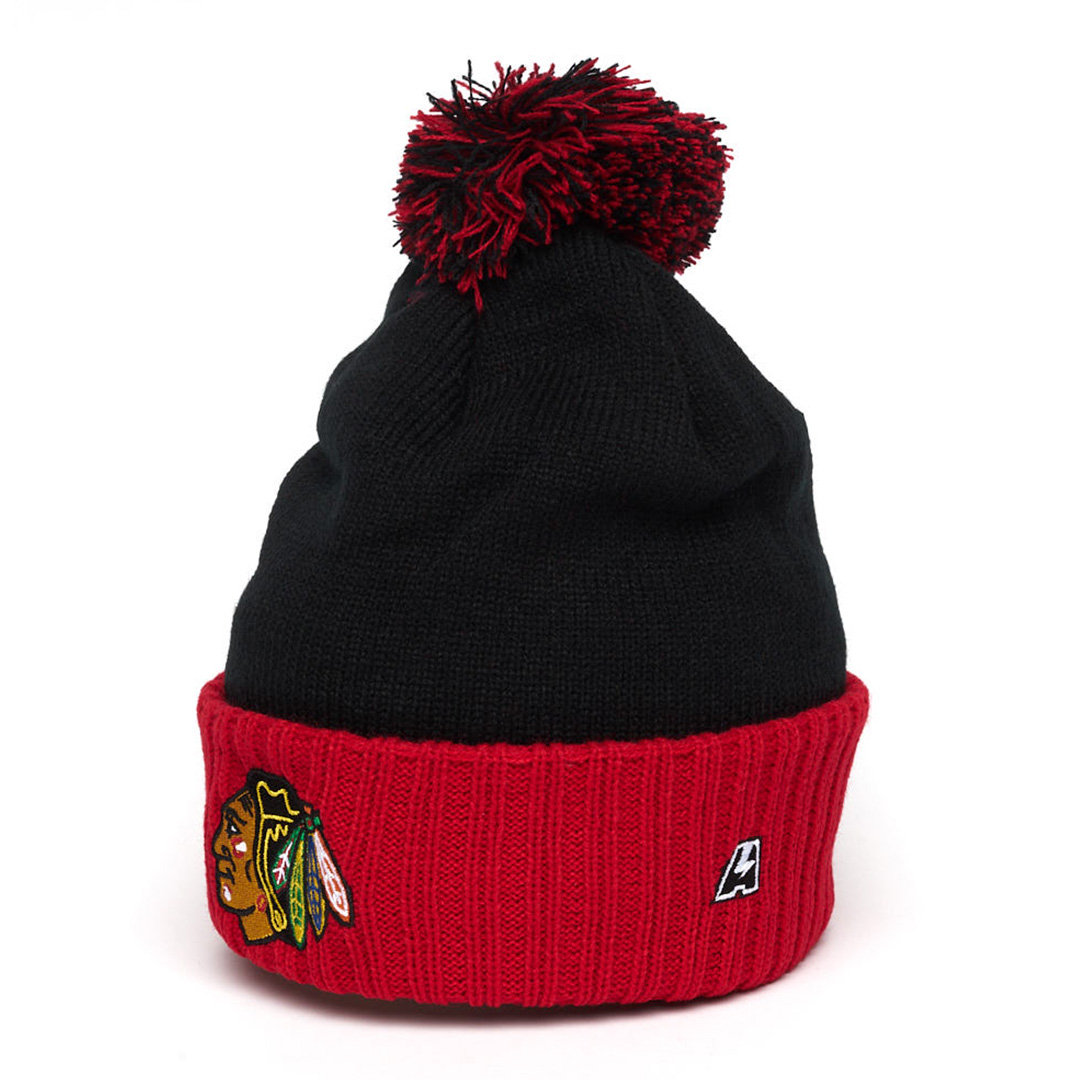 Купить Шапка "NHL Chicago Blackhawks" с помпоном черно-красная 55-58 в Казахстане — Hockey1.kz