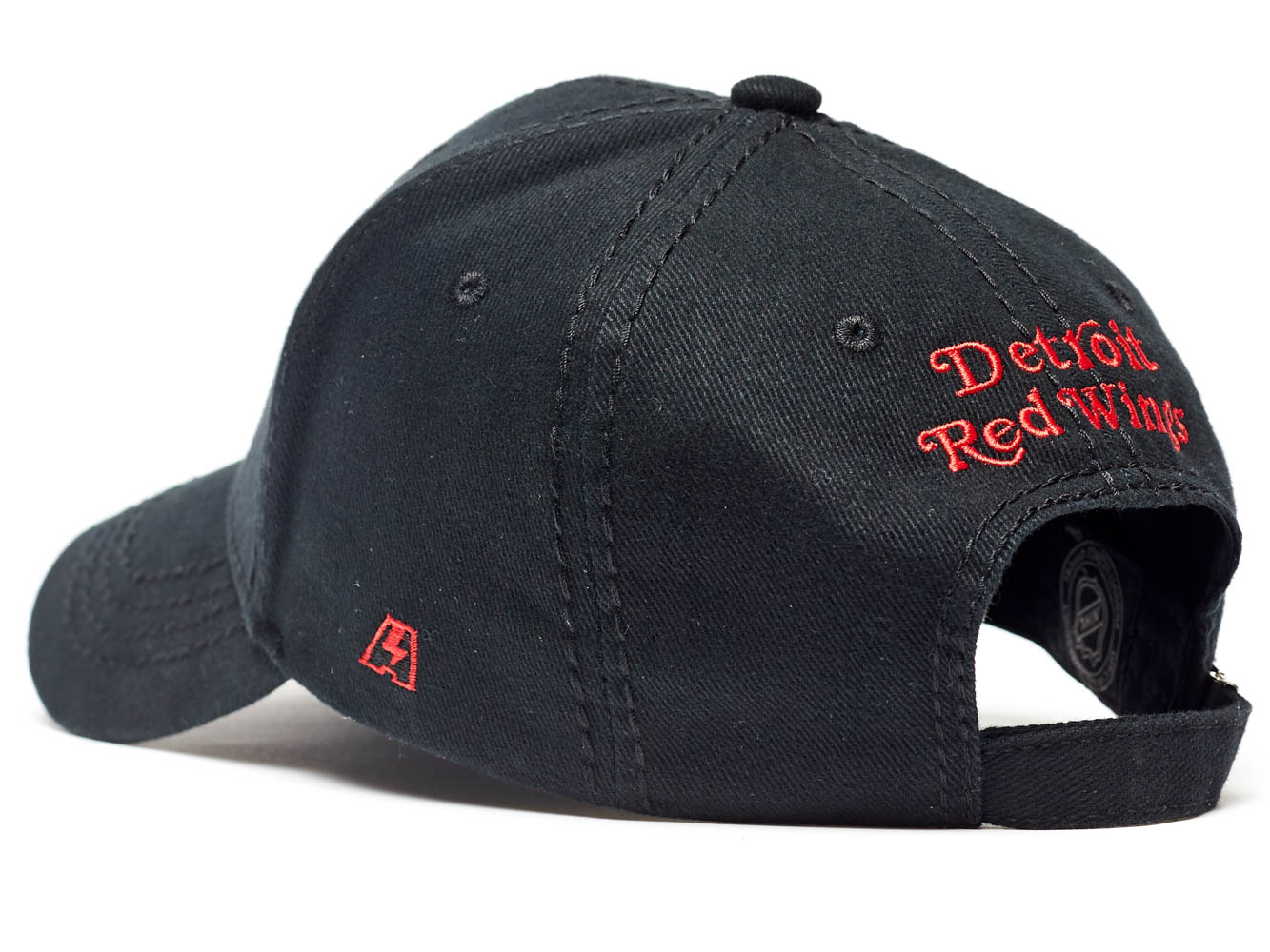 Бейсболка "NHL Detroit Red Wings" черная